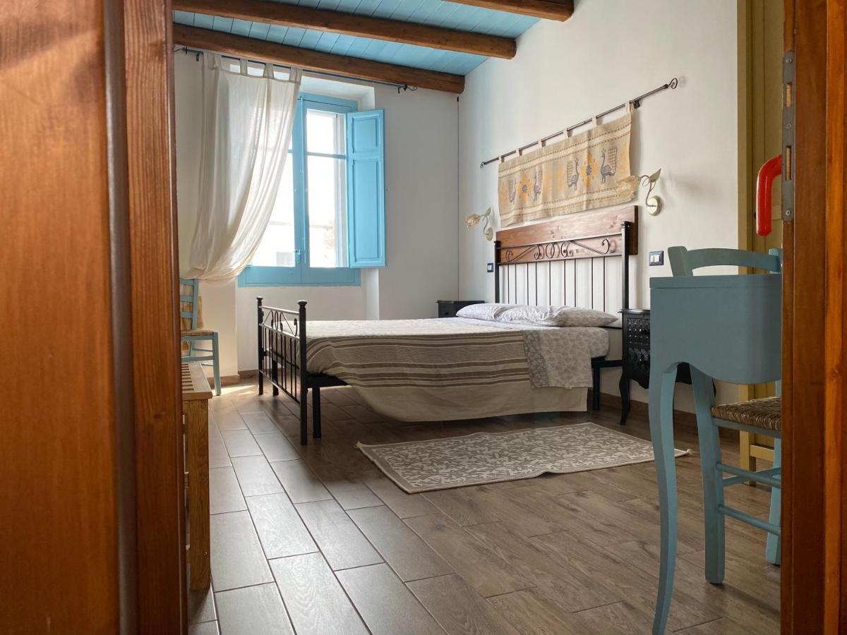 B&B Alba Chiara Oristano Bagian luar foto